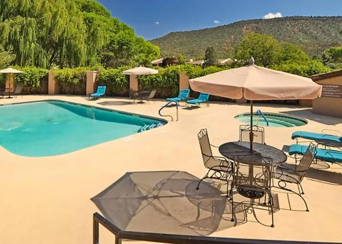 2 Bed 2 Bath Vacation In Ferienhaus
