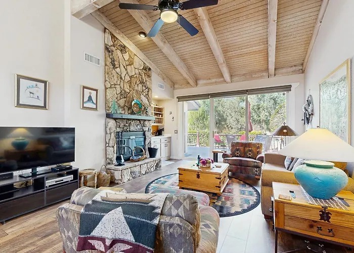 2 Bed 2 Bath Vacation In *
